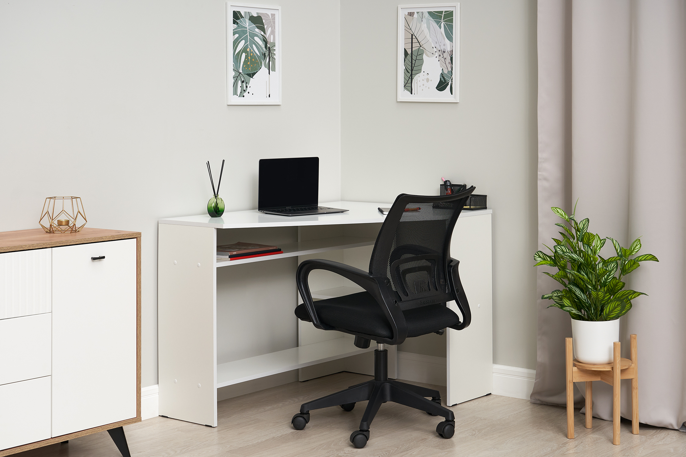 Стол компьютерный №7 белый