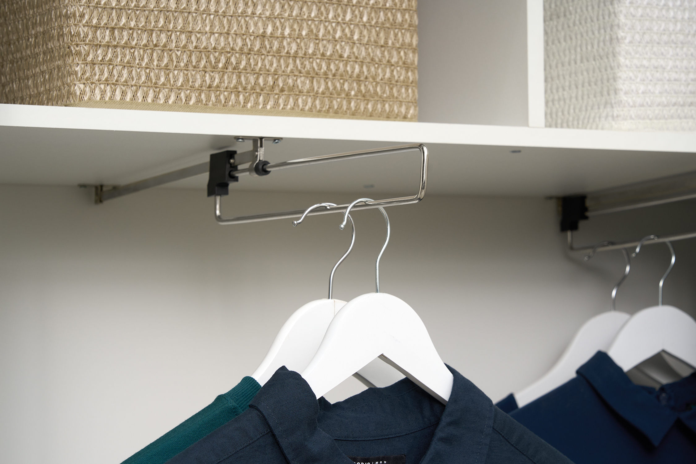 Шкаф-купе двухдверный Арго белый