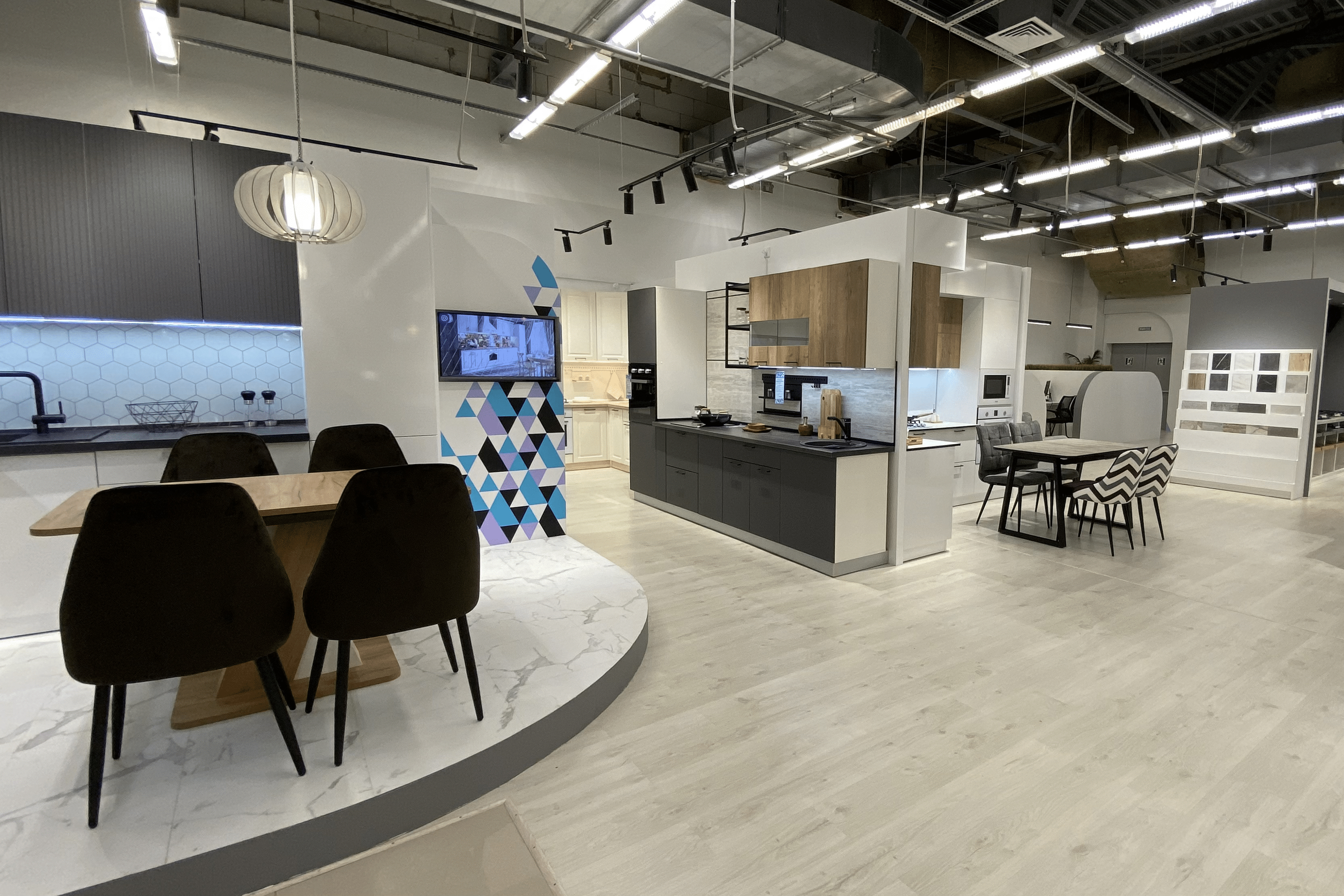 Студия кухонь ТРК "Лотос Plaza"