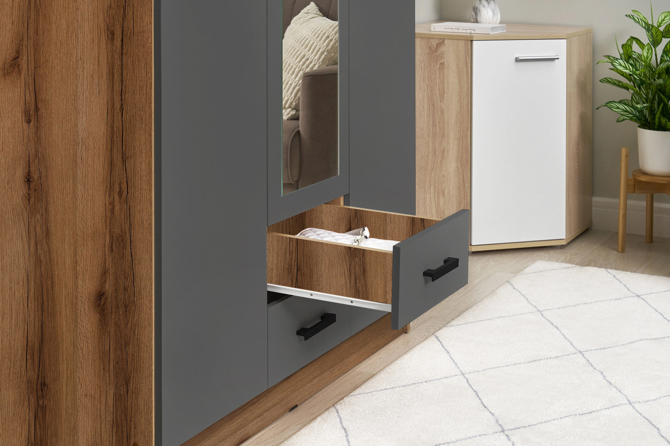 Шкаф Трио дуб делано / графит