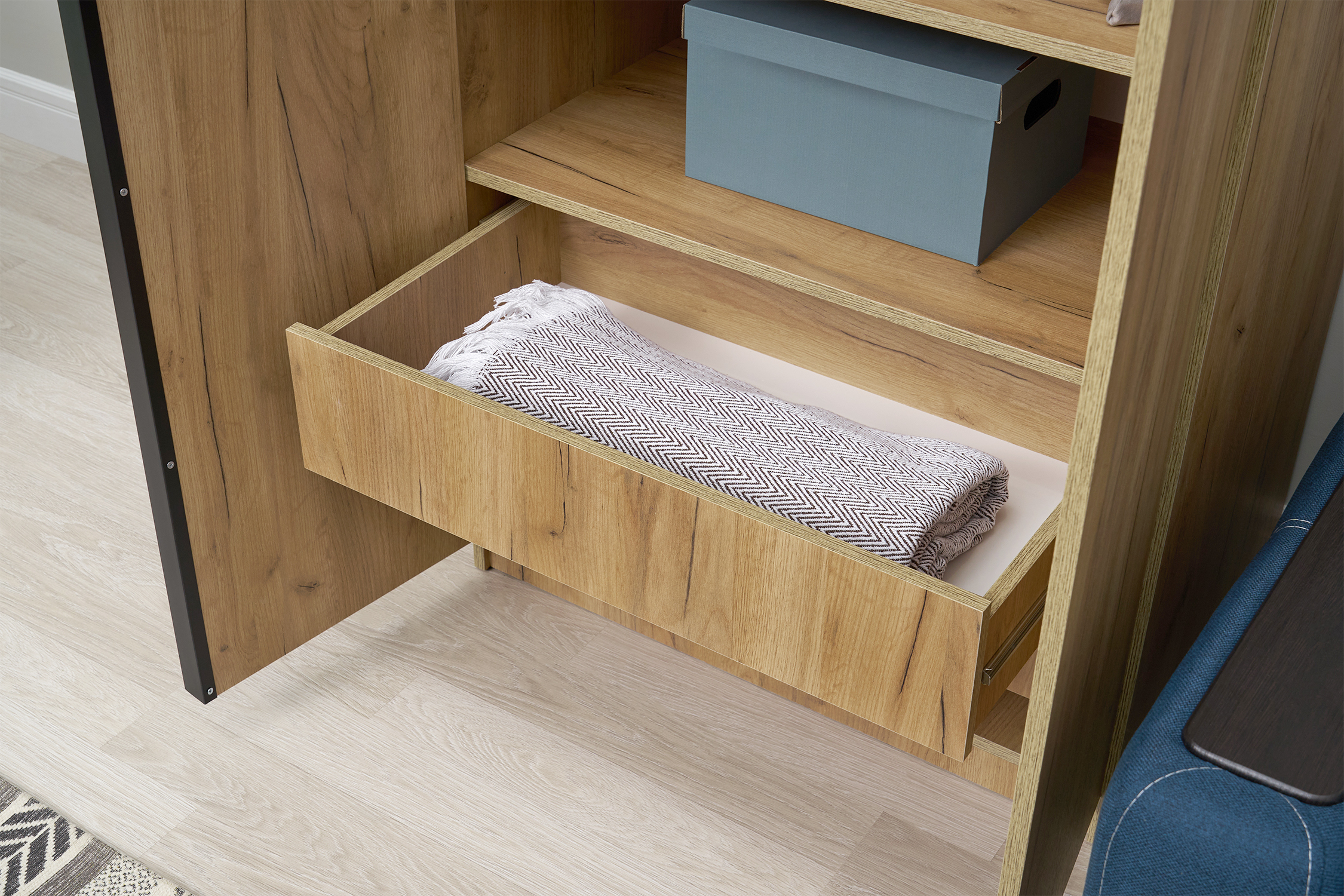 Шкаф 2-х створчатый Тивина дуб золотой