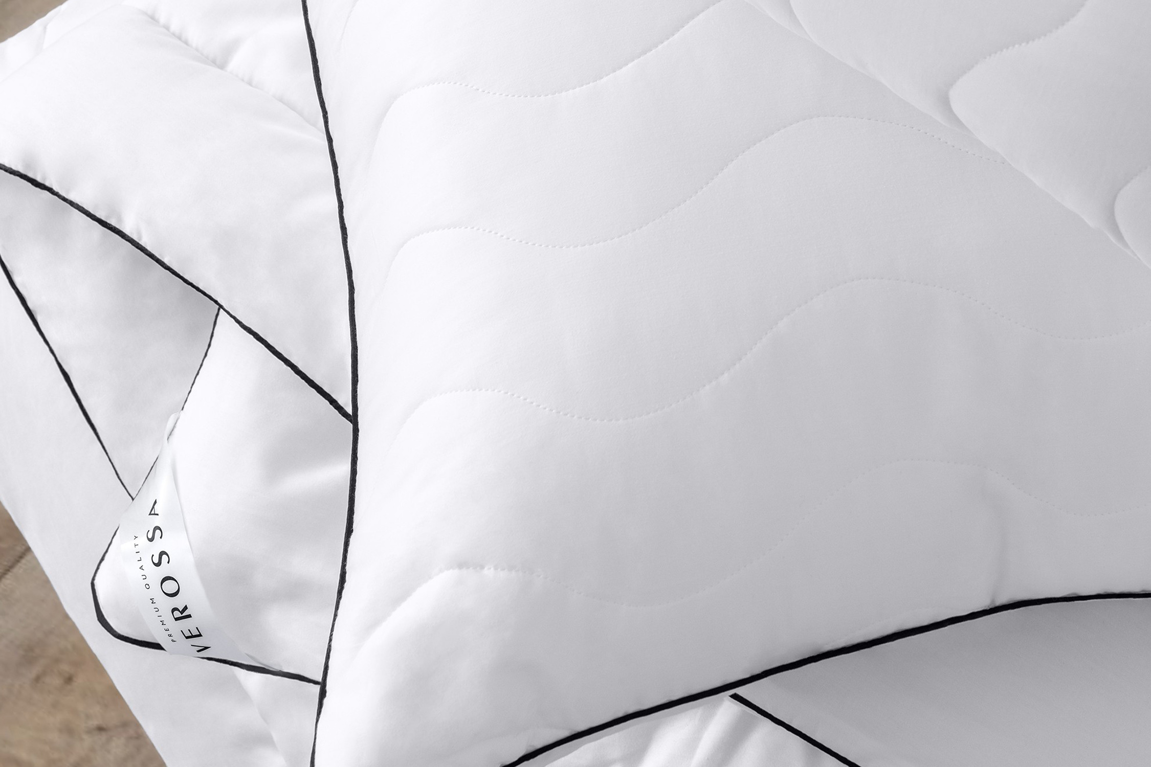 Подушка сатиновая Verossa Silk