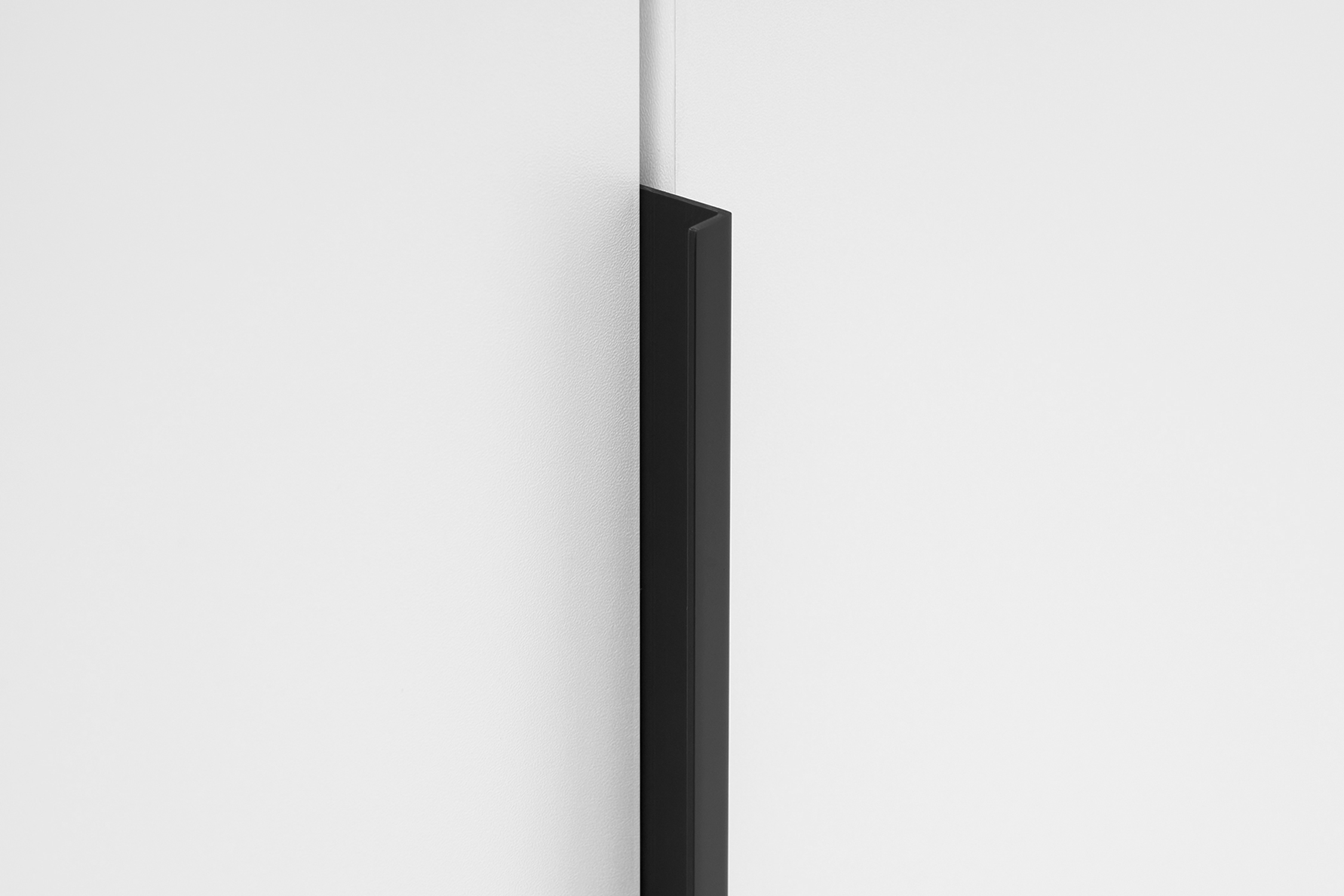 Шкаф 2-х створчатый Тивина цемент светлый / белый шагрень