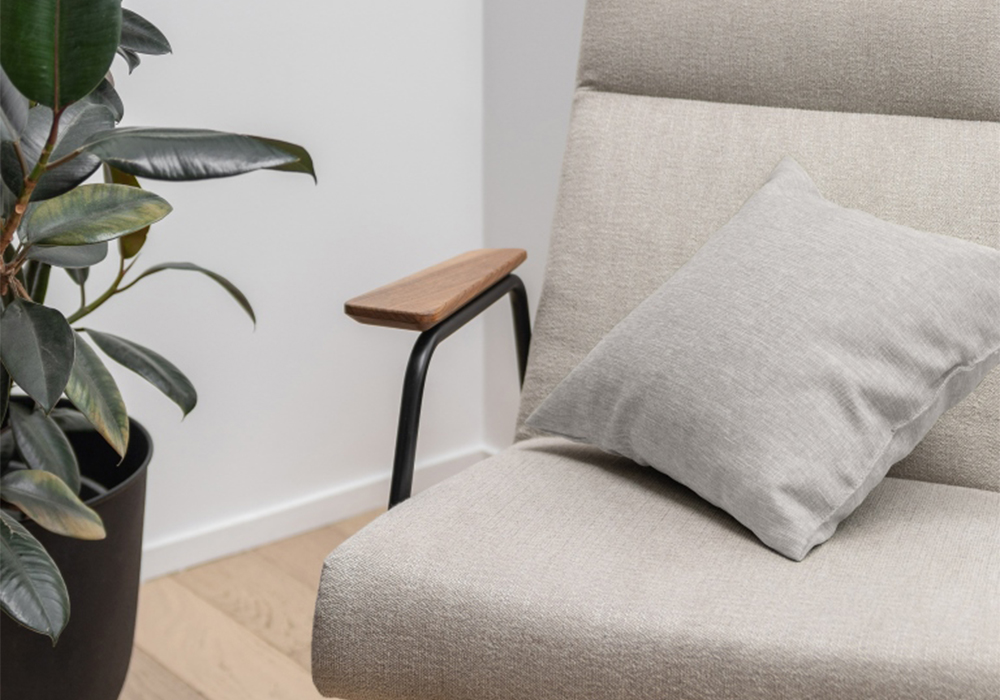 Подушка декоративная Волшебная ночь 40х40 см рогожка, светло-серая