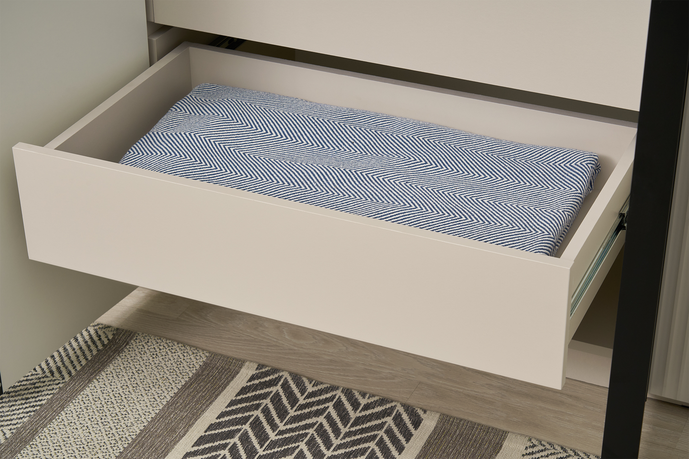 Шкаф 4-х створчатый Марвэл кашемир