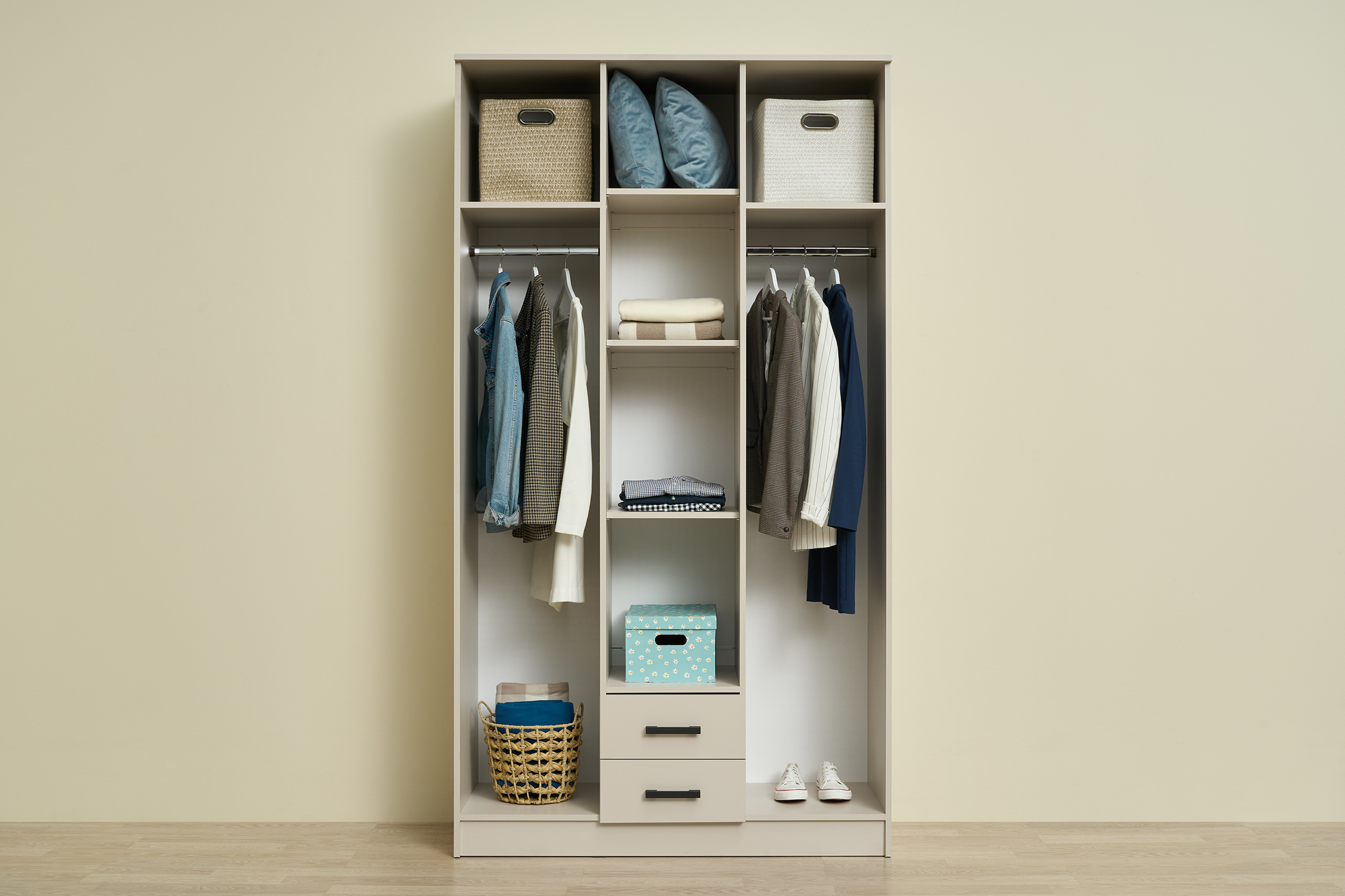 Шкаф Трио тефия