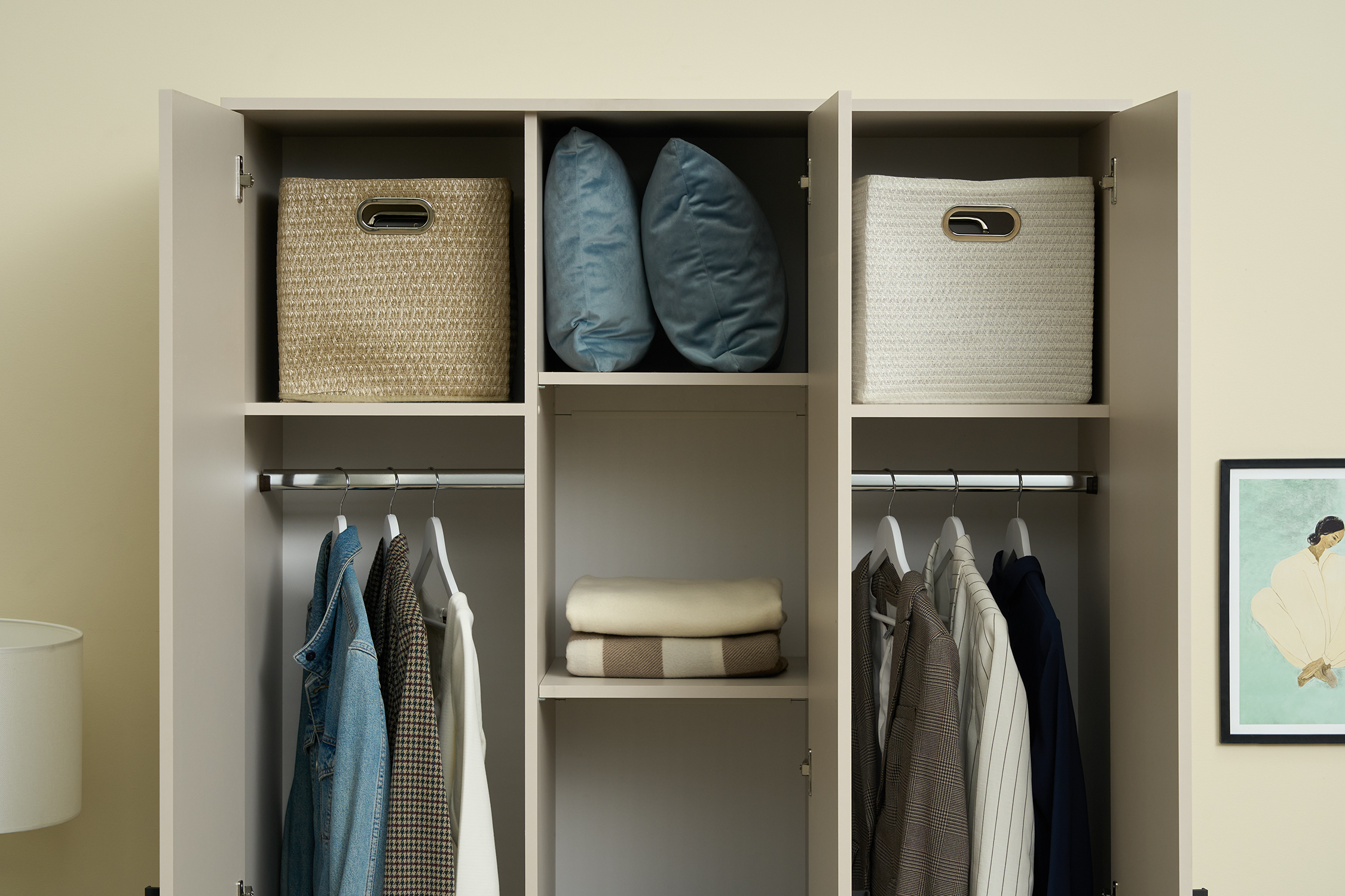 Шкаф Трио тефия