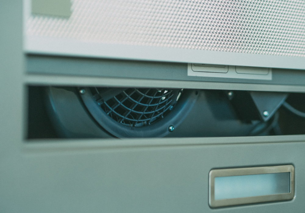 Встраиваемая вытяжка HUBBLE 600 INOX