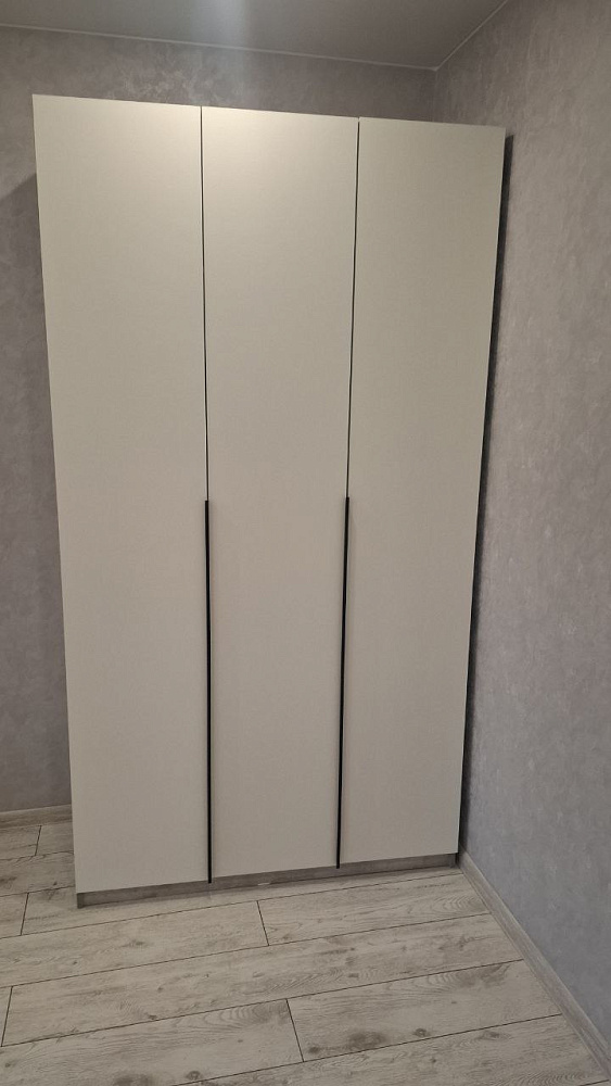 Шкаф 3-х створчатый Тивина графит серый