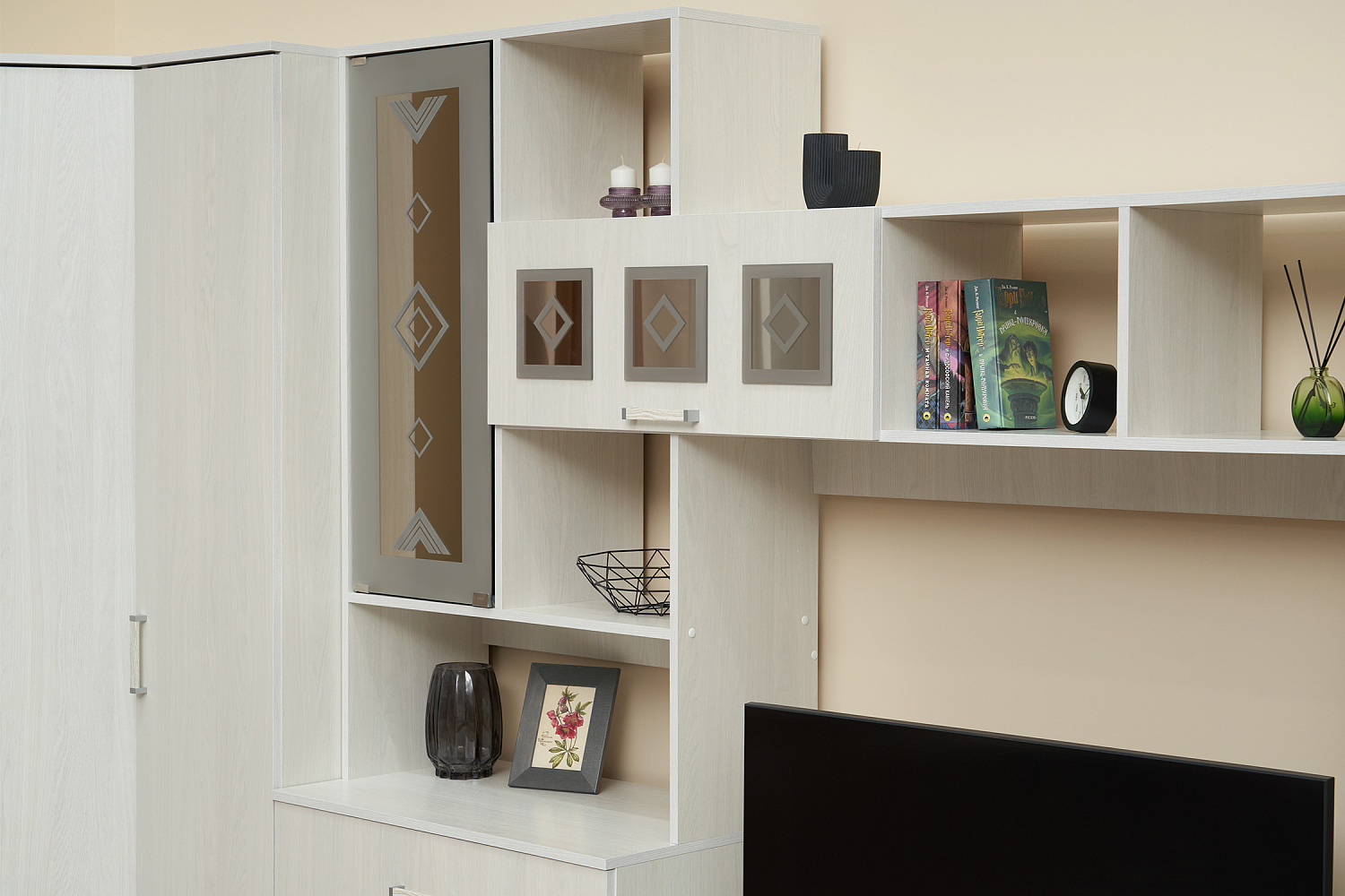 Стенка Белла ясень белый