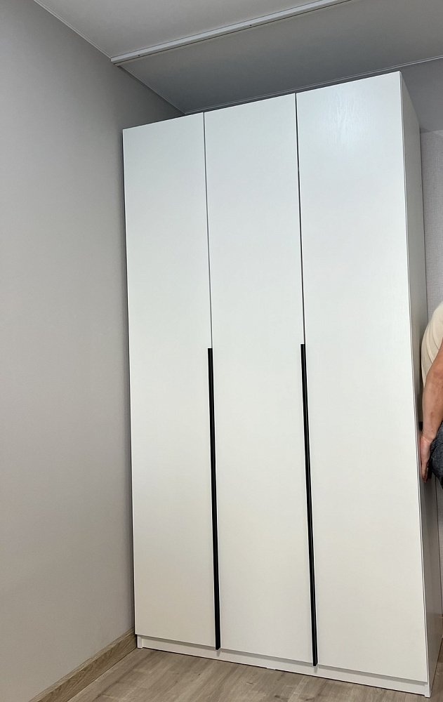 Шкаф 3-х створчатый Тивина графит серый