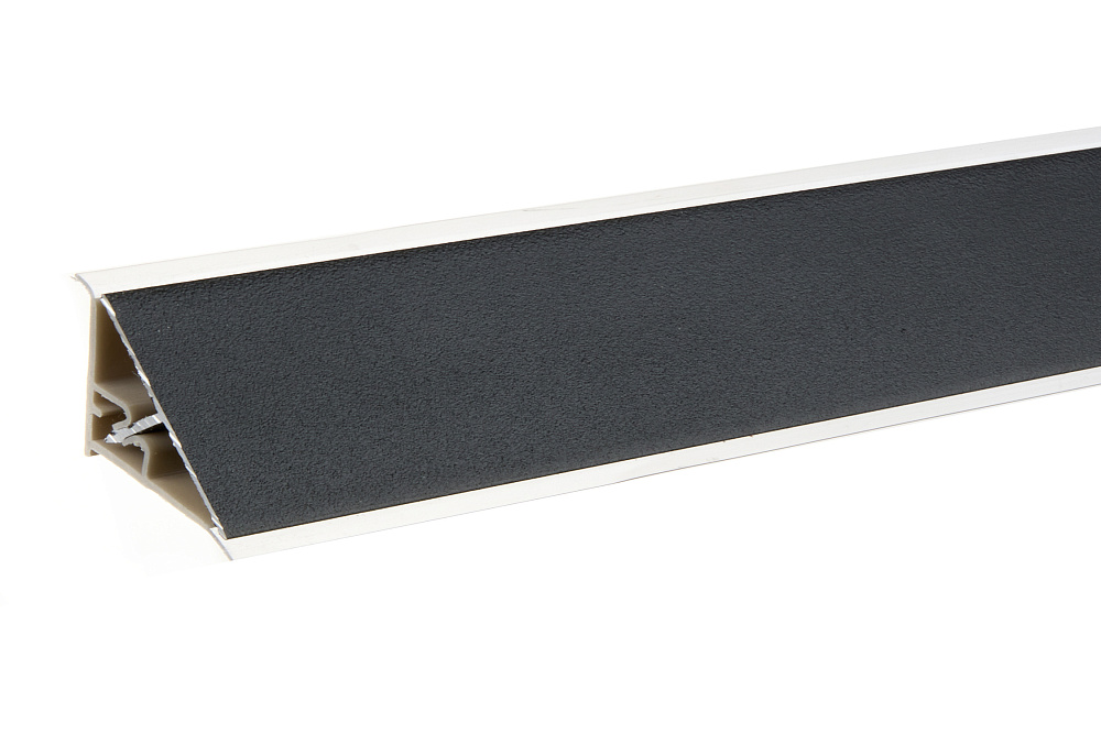 Плинтус алюминиевый Плато черный