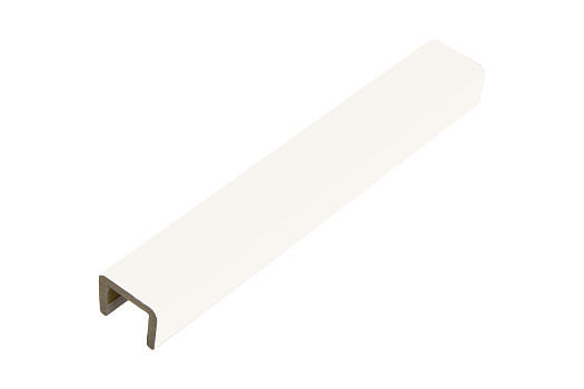 Заглушка п-образная для цоколя 100 мм белая