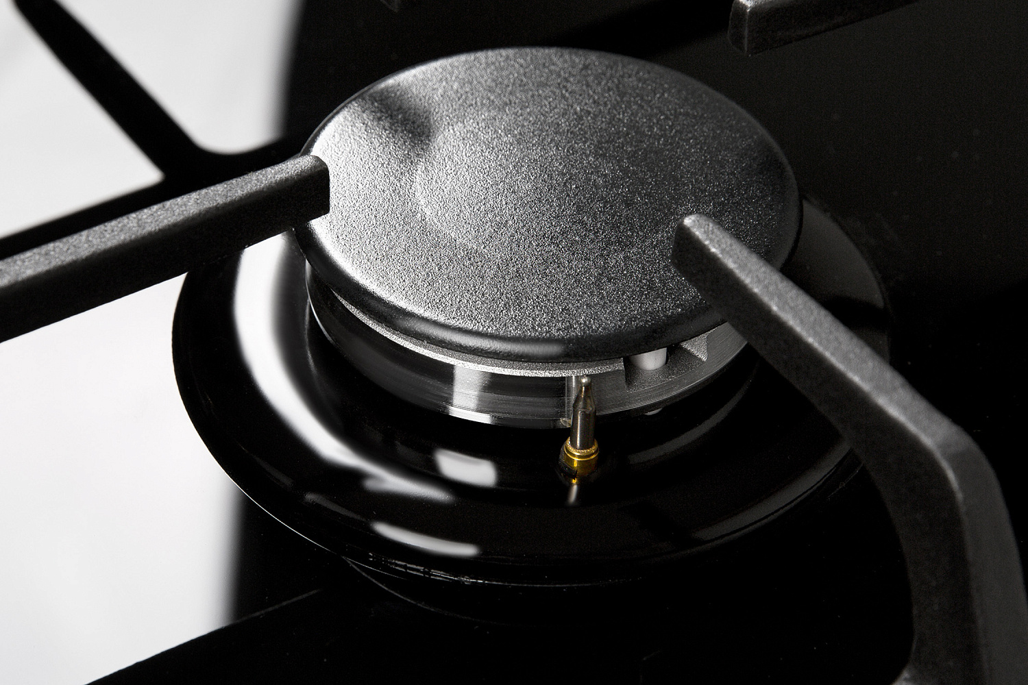 Газовая варочная поверхность Oasis P-GBT черная