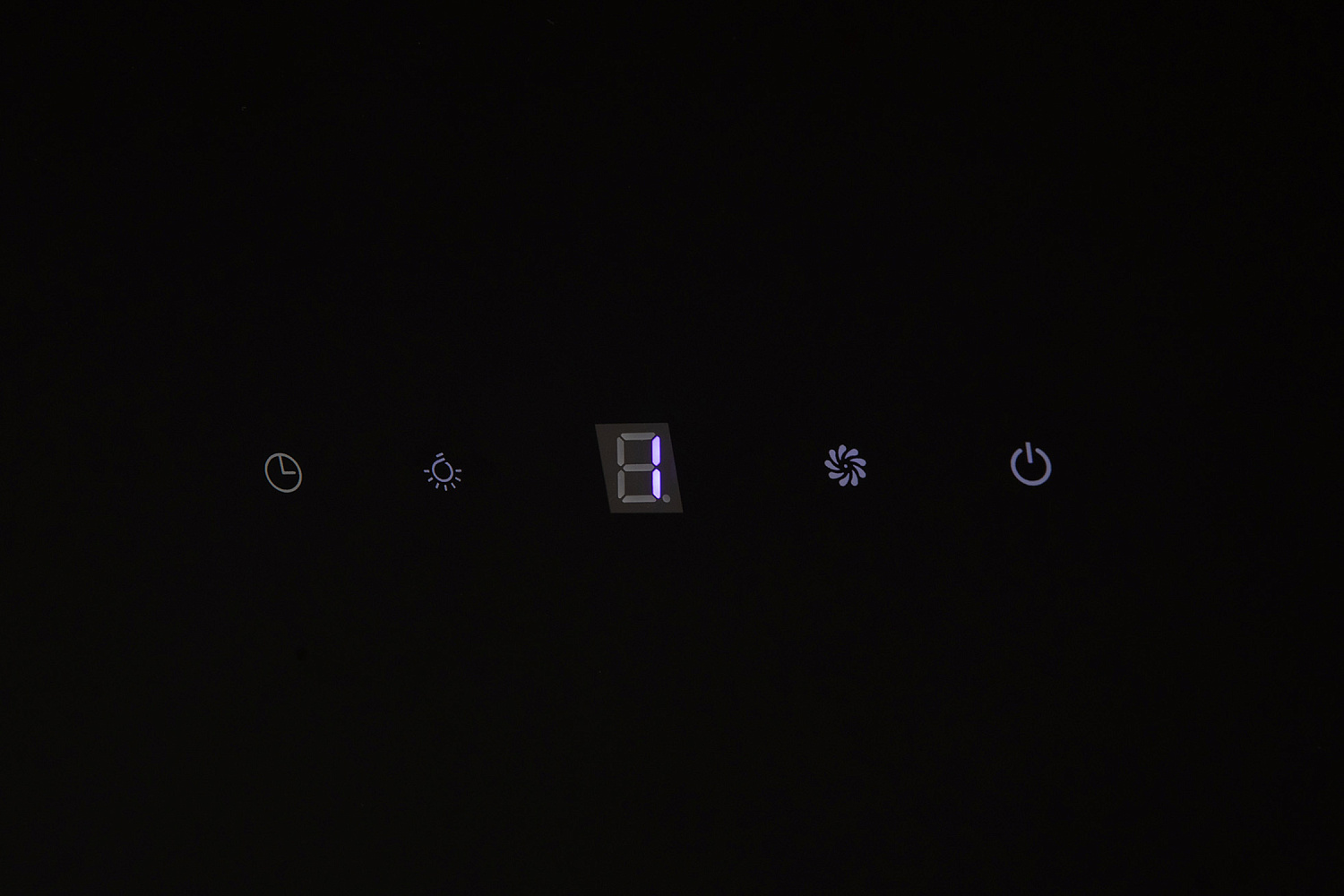 Наклонная вытяжка Oasis NB-60B черная