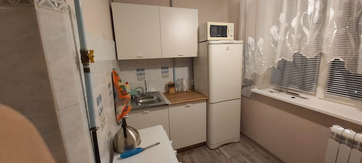 Кухня Дана 1.2 м дуб крафт золотой / белый