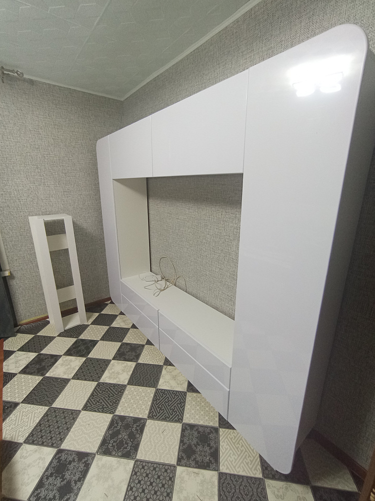 Стенка Лаванда-2 белый / белый глянец