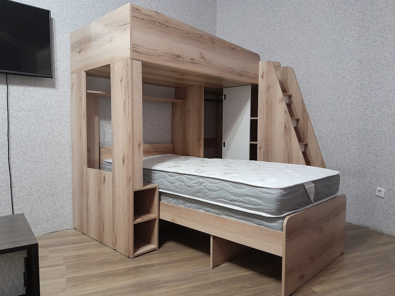 Кровать-чердак Киви белый / дуб делано