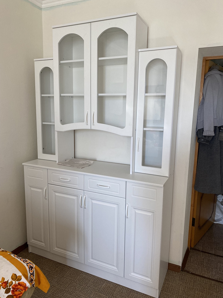 Буфет Констанция 4-х створчатый фисташковый