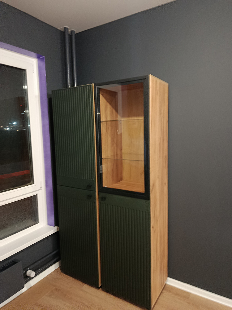 Витрина Ливенто дуб золотой / олива софт