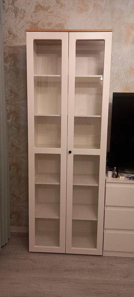 Шкаф-витрина Остин 16.394.02 белый шагрень / дуб крафт золотой