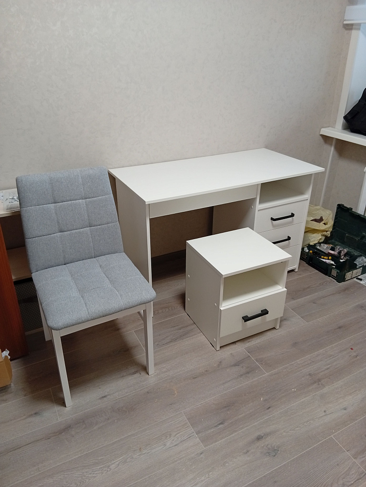 Стул мягкий Н белый / серо-бежевый