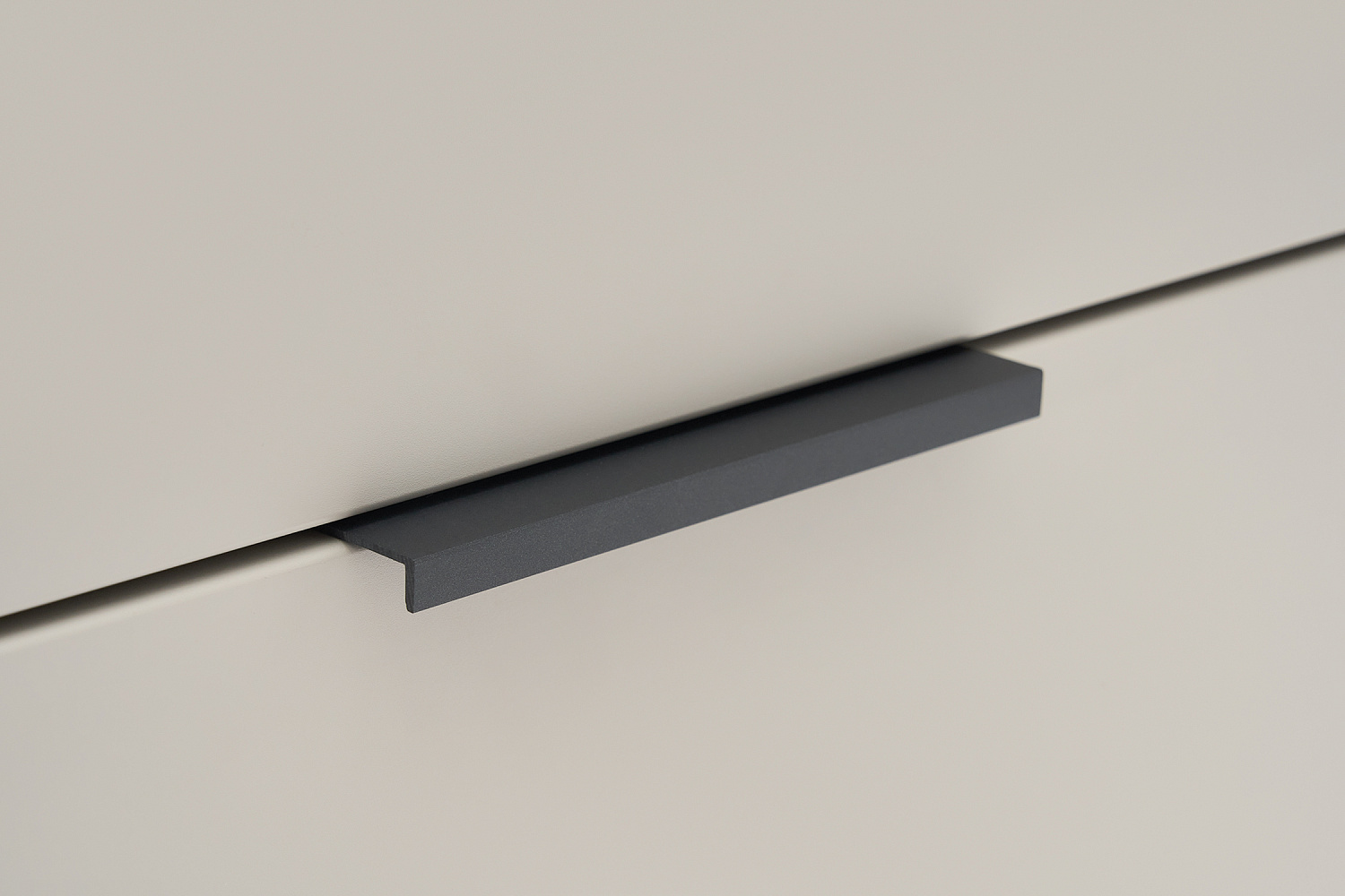 Комод Катрин кашемир / фраппучино матовый