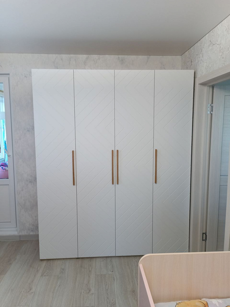 Шкаф 4-х створчатый Копенгаген венге / черный матовый