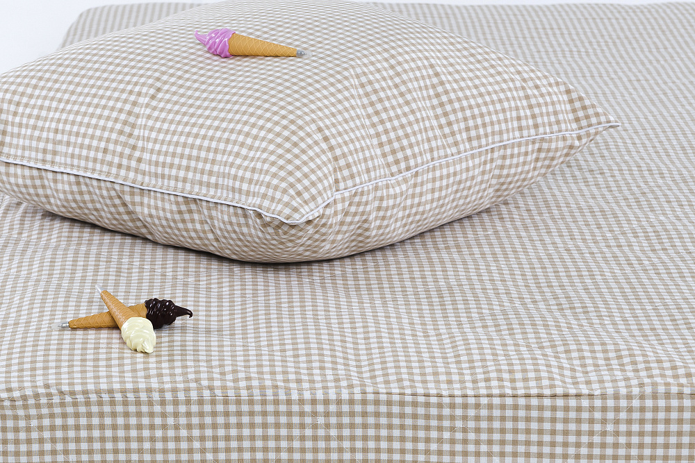 Подушка PLOMBIR средняя клетка