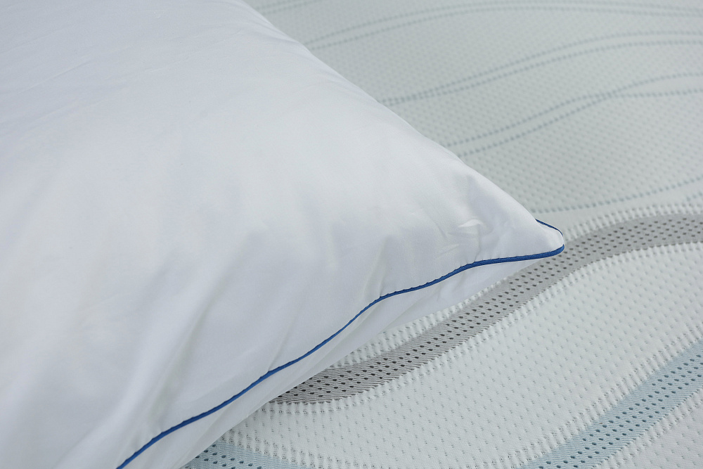 Подушка с полиэфирным волокном Revolution 50*70