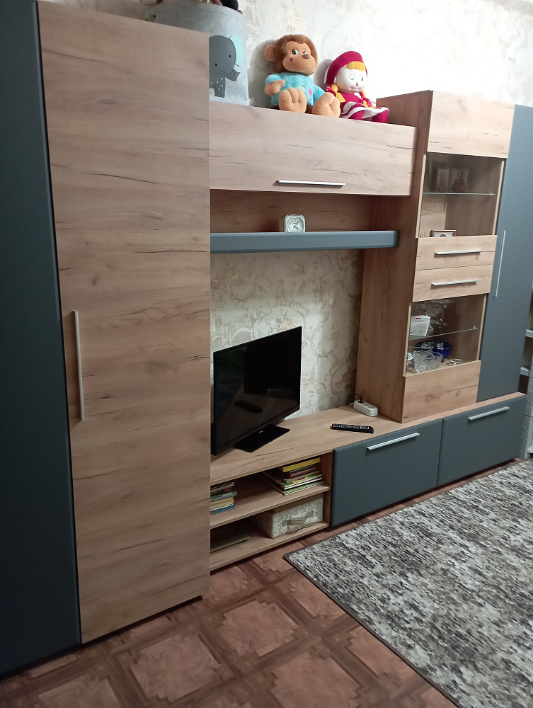 Стенка Сафари дуб крафт белый / матовый белый софт        