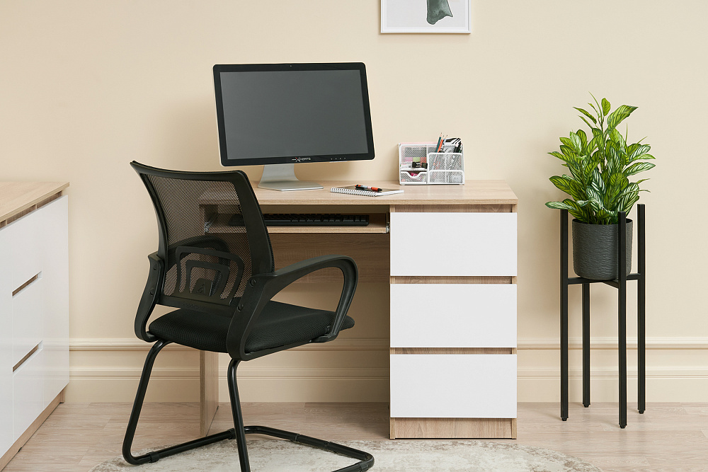 Стол письменный Челси 3 ящика дуб сонома / белый глянец