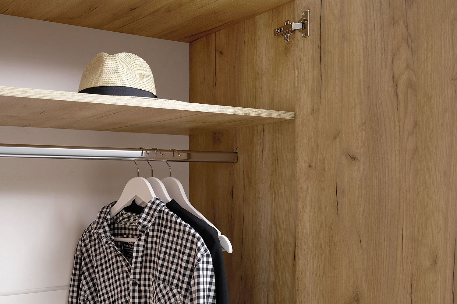 Шкаф 2-х створчатый Тивина дуб золотой