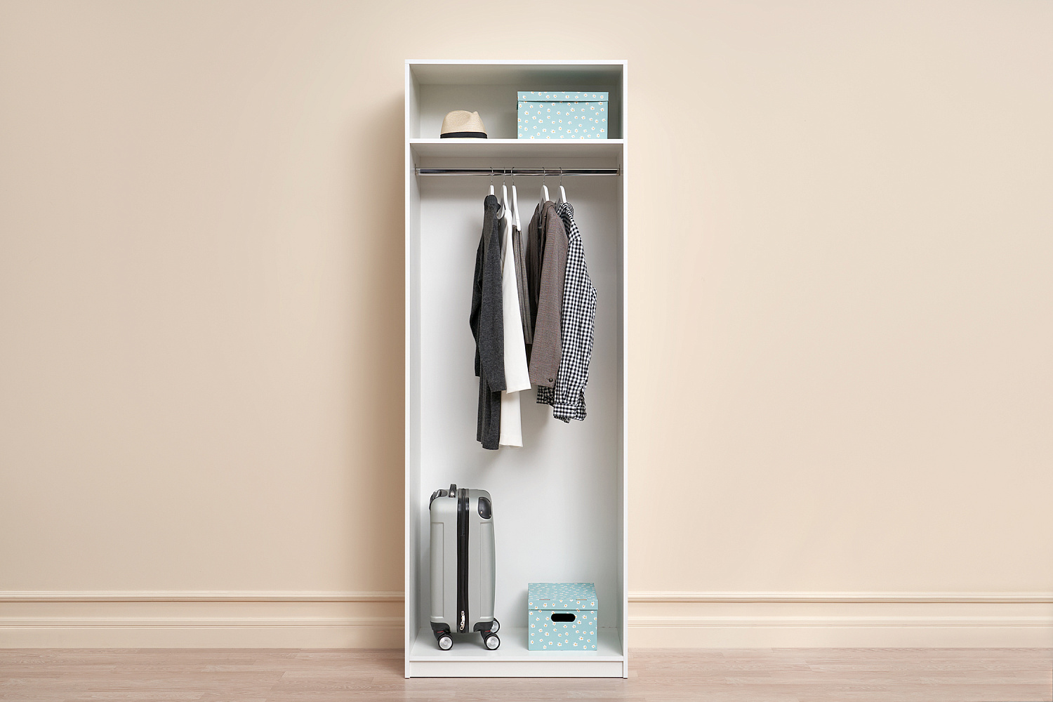 Шкаф 2-х створчатый Тивина белый текстурный