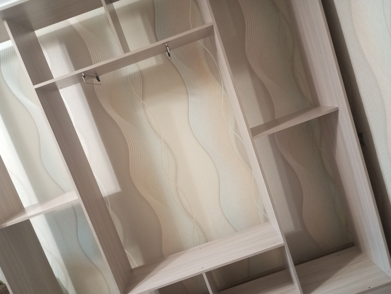 Шкаф-купе трёхдверный Мэн белый