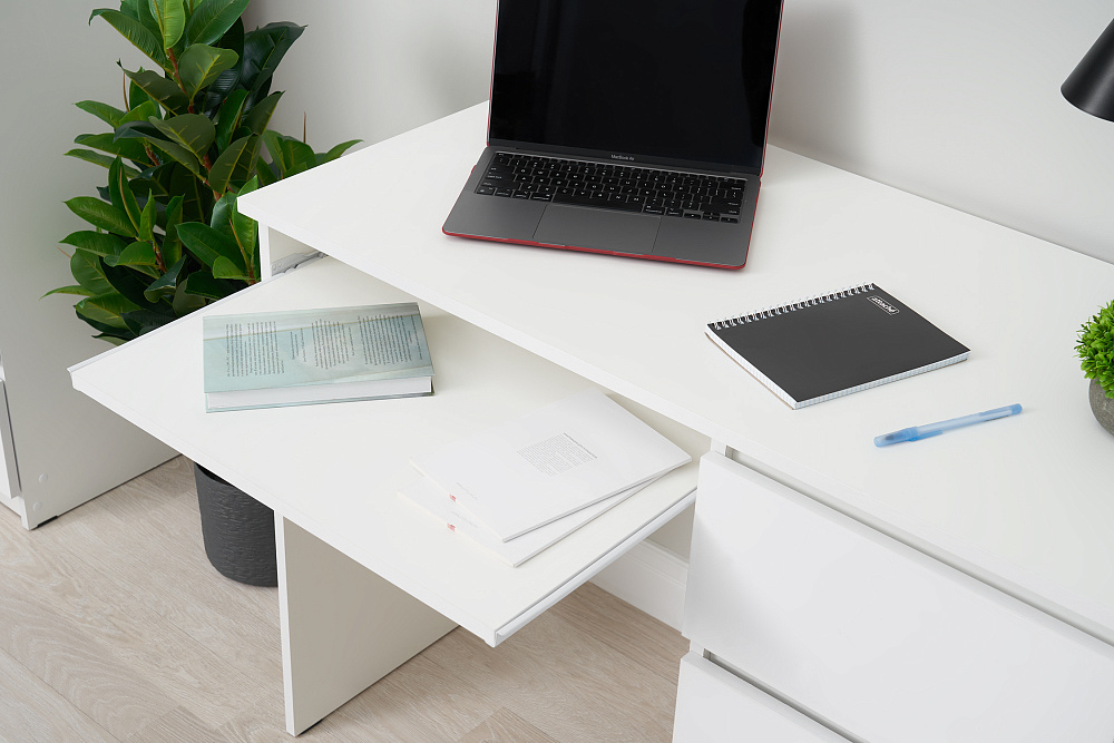 Стол письменный Челси 3 ящика белый / белый глянец
