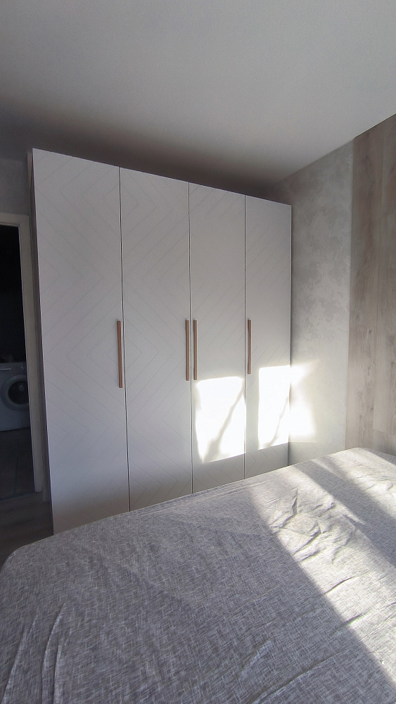 Шкаф 4-х створчатый Копенгаген венге / черный матовый