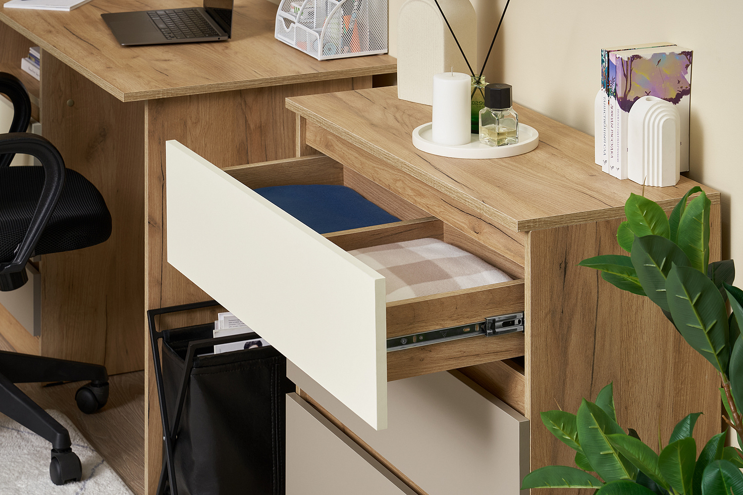 Комод с 3 ящиками Челси Color 800 дуб крафт / слоновая кость / глиняный серый