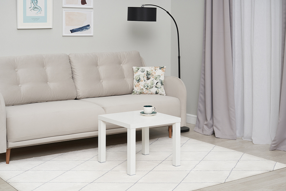 Кофейный столик белый