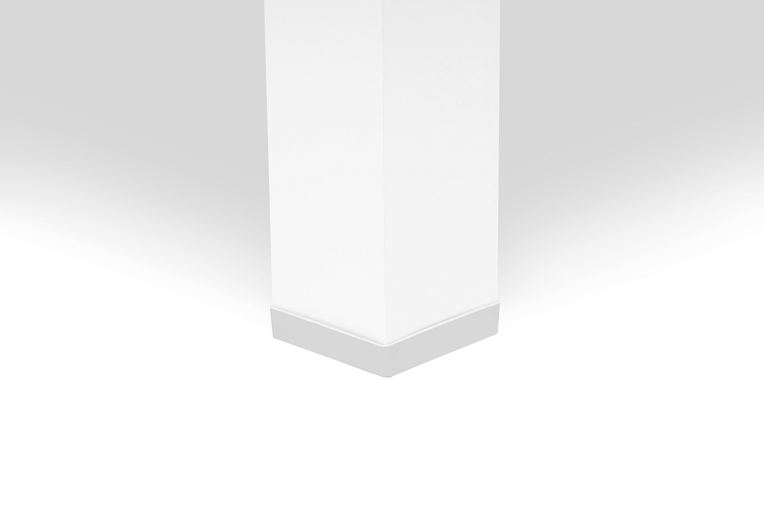 Кофейный столик белый