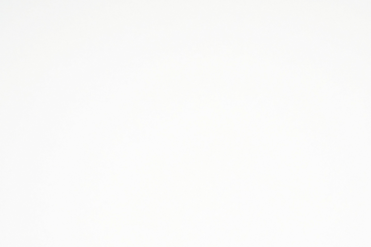 Кофейный столик белый