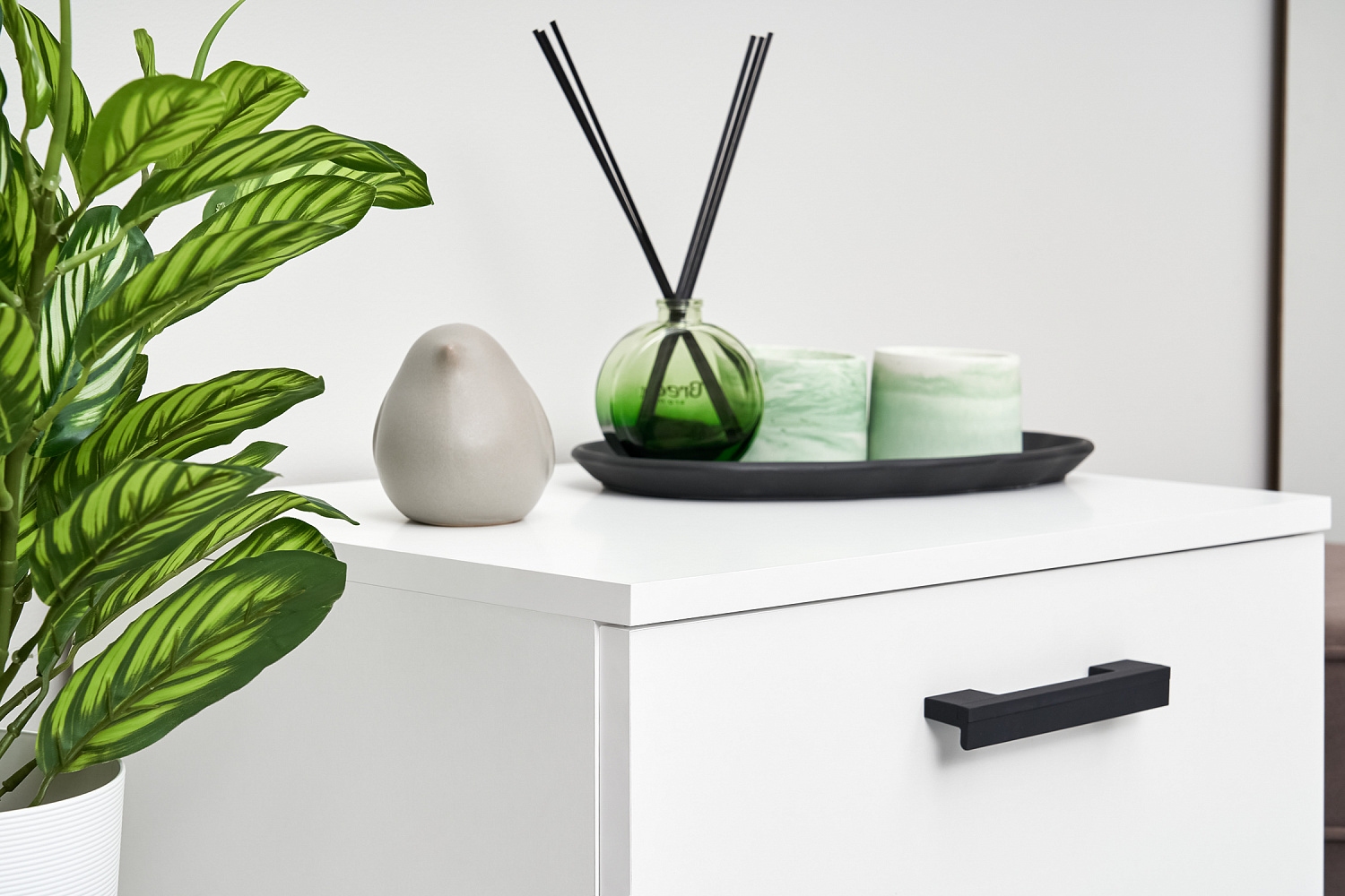 Тумба малая Ника белый гладкий