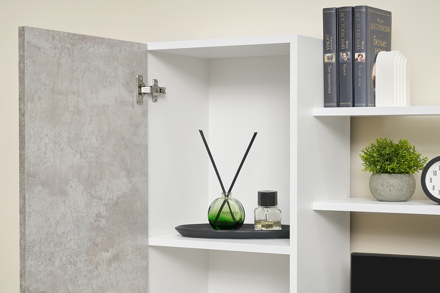 Гостиная Коста белый / цемент светлый