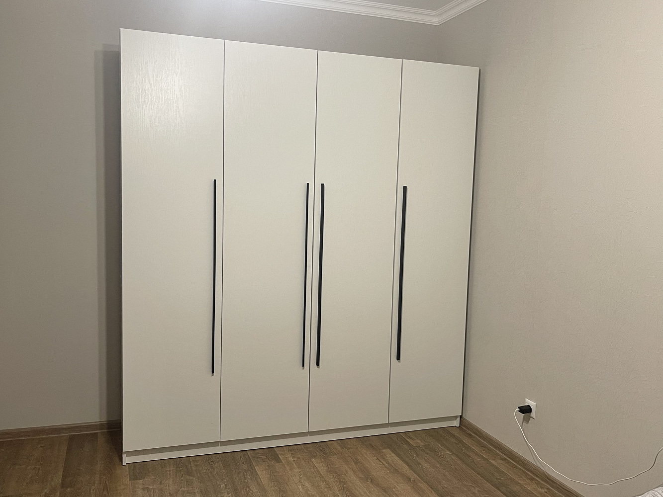 Шкаф 2-х створчатый Берген с зеркалами белое дерево