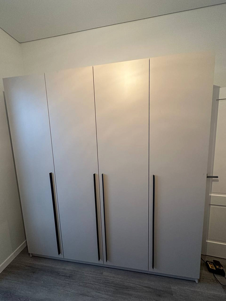 Шкаф 2-х створчатый Берген с зеркалами белое дерево