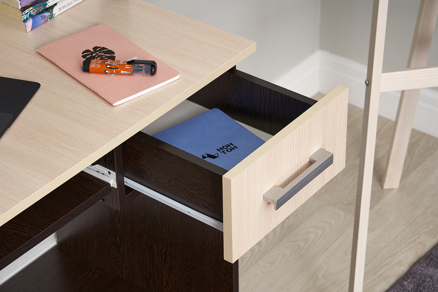 Стол компьютерный №3 дуб беленый / венге