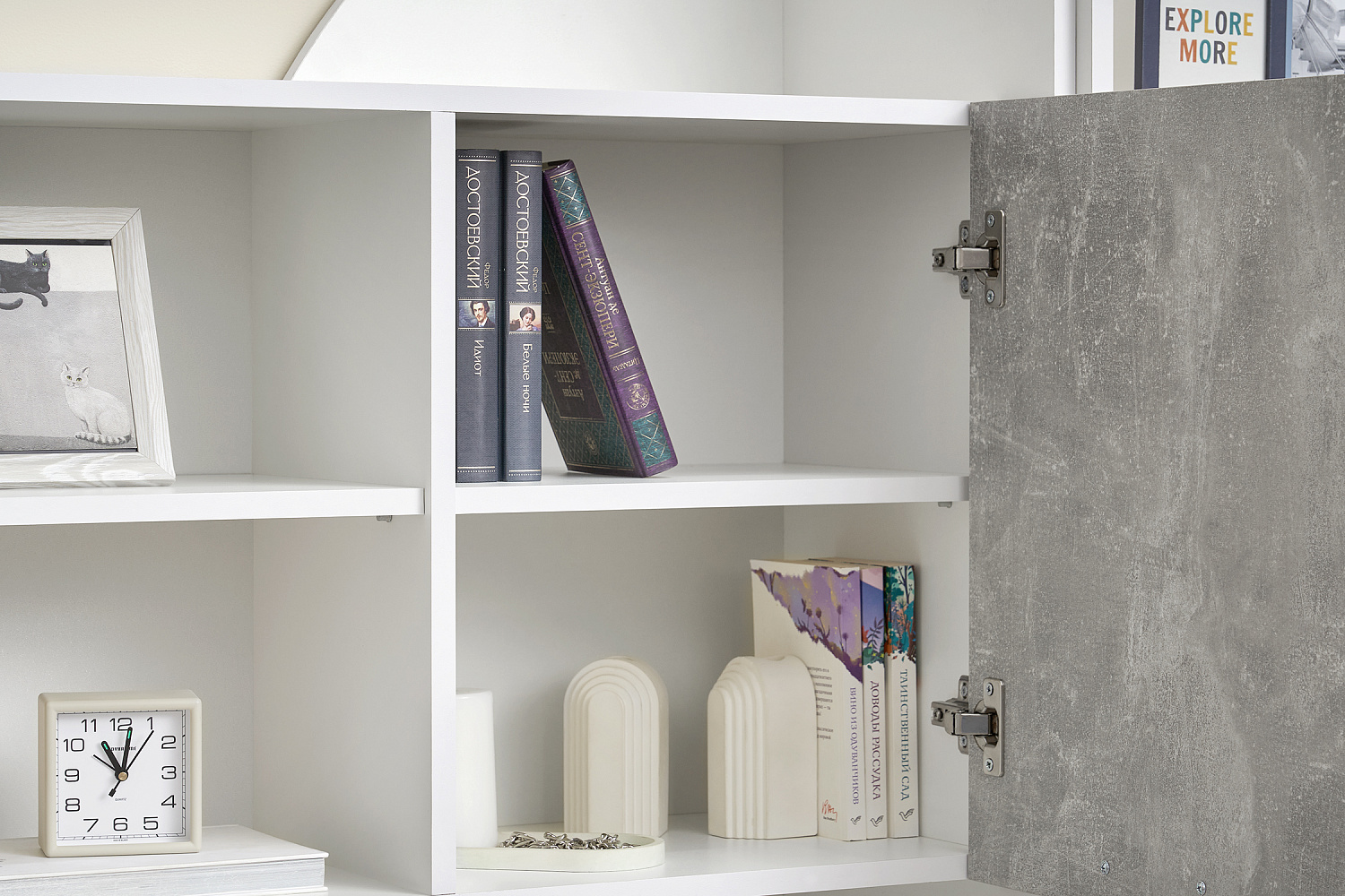 Стенка Юниор-2 Лофт бетон светлый / белый