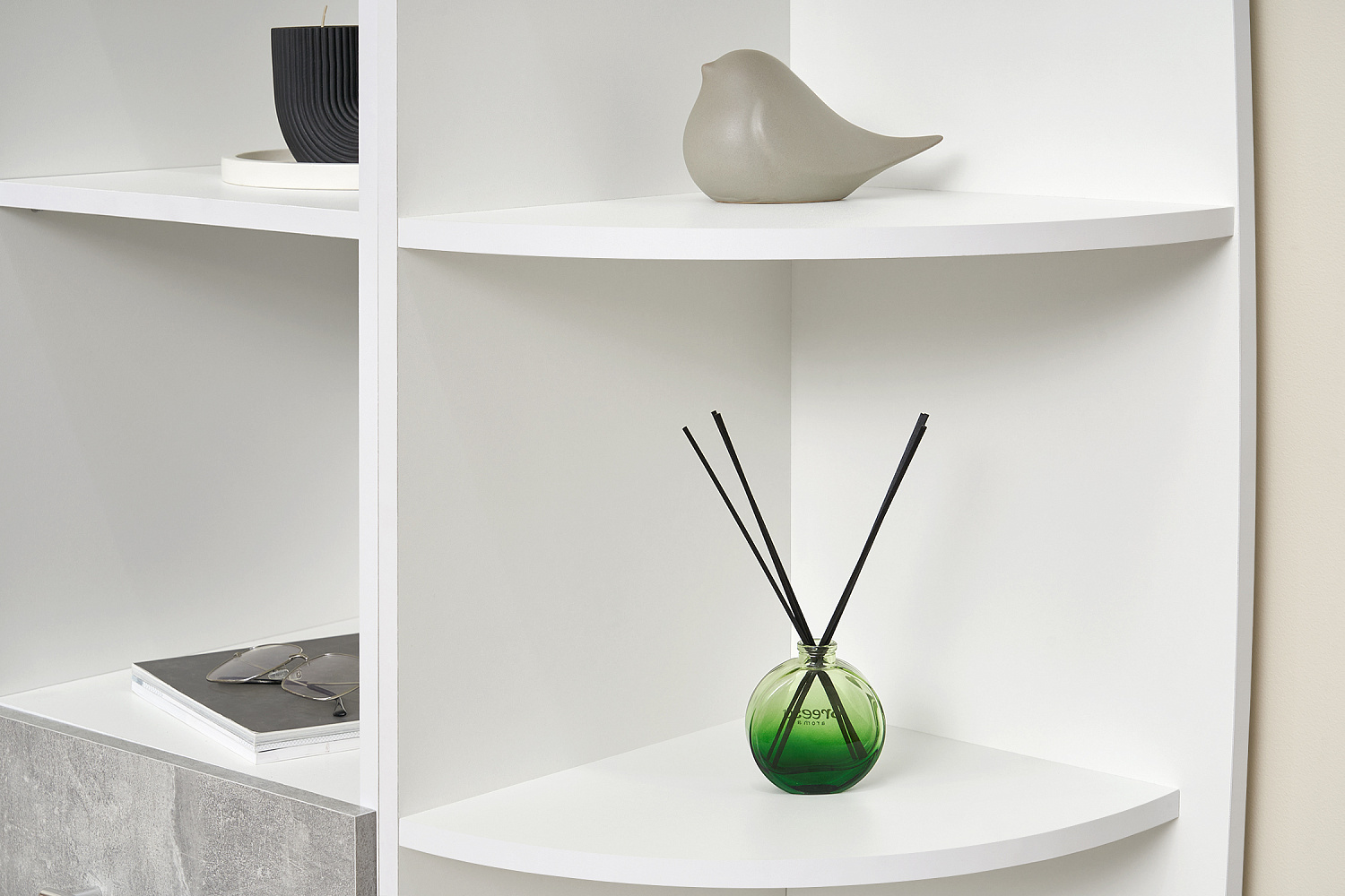 Стенка Юниор-2 Лофт бетон светлый / белый