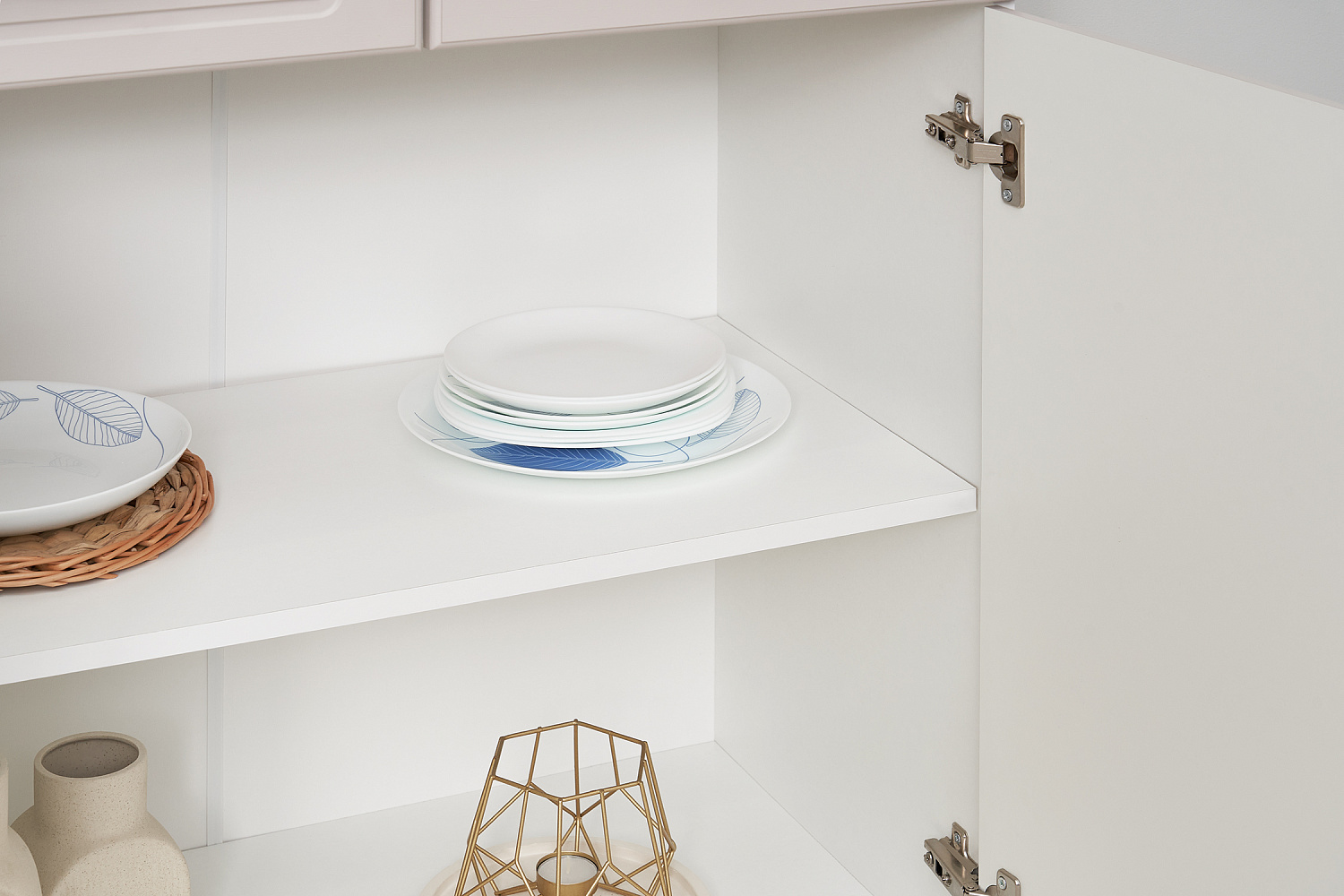 Буфет Констанция 2-х створчатый мускат