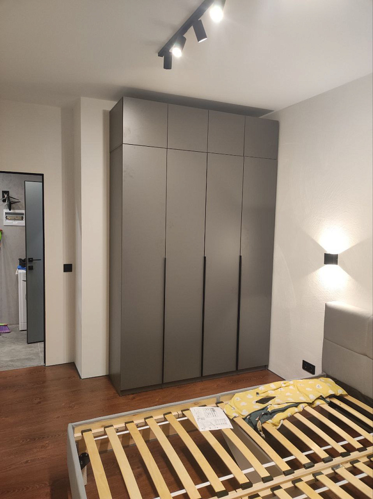 Шкаф 4-х створчатый Тивина с антресолью белый текстурный